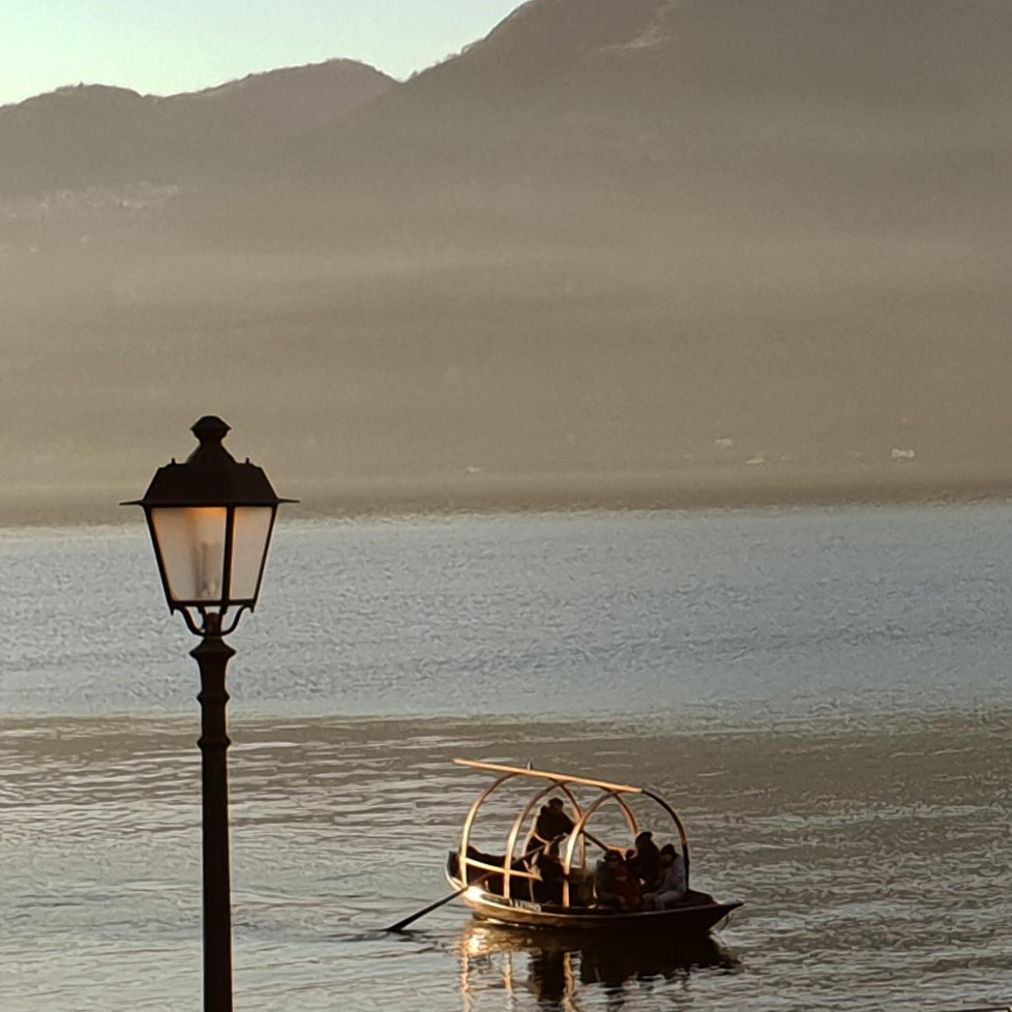 Downtown Varenna - Historic Centre By Villavistalago Exterior photo